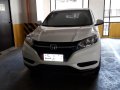 Selling White Honda Hr-V 2015 in Makati -2