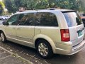 2009 Chrysler Town And Country at 60000 km for sale -4