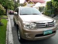 2nd-hand Toyota Fortuner 2011 for sale in Las Piñas-7