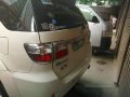 Selling White Toyota Fortuner 2010 Automatic Gasoline at 30000 km-1