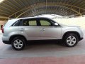 Selling Silver Kia Sorento 2014 in Quezon City -9