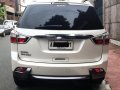 White Isuzu Mu-X 2015 at 43000 km for sale in Marikina-4