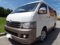 Selling White Toyota Hiace 2011 in Quezon City -13