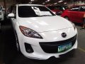 White Mazda 3 2013 for sale in Marikina -0