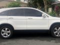 White Honda Cr-V 2007 at 100000 km for sale-2