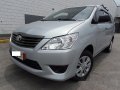 Selling Toyota Innova 2015 Manual Diesel at 32000 km-1