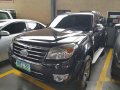 Black Ford Everest 2011 for sale in Pasig-2