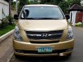 Selling Gold 2012 Hyundai Grand starex at 76043 km-6