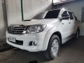 Selling White Toyota Hilux 2014 at 10000 km -2