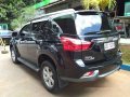 Selling Isuzu Mu-X 2017 Automatic Gasoline -5