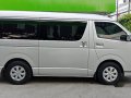 Sell Silver 2015 Toyota Hiace Automatic Diesel at 60000 km -4