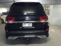 Black Toyota Land Cruiser 2018 at 6000 km for sale-4