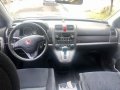White Honda Cr-V 2007 at 100000 km for sale-5