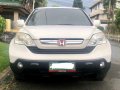White Honda Cr-V 2007 at 100000 km for sale-0