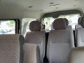 Selling 2014 Toyota Hiace at 28000 km-3