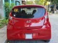 Sell Red 2016 Hyundai Eon Manual Gasoline at 30000 km -2