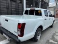 Sell White 2017 Isuzu D-Max Manual Diesel at 35000 km -3