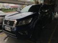 Selling Blue Nissan Frontier navara 2017 Automatic Diesel -8