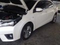 Sell 2015 Toyota Corolla Altis Automatic Gasoline at 19000 km -1