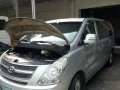 2nd-hand Hyundai Starex 2010 for sale in Caloocan-2