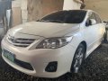 Selling White Toyota Corolla Altis 2013 at 52000 km -5