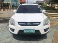 Selling White Kia Sportage 2009 in Talisay-2