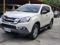 Isuzu Mu-X 2016 for sale in Pasig -9