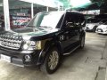 Selling Black Land Rover Discovery 2017 Automatic Gasoline at 9000 km-8