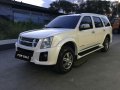 Isuzu Alterra 2013 for sale in Cebu City-6