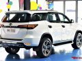 White Toyota Fortuner 2017 at 14000 km for sale -9