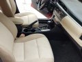 2nd-hand Toyota Corolla Altis 2015 for sale in Mandaluyong-2