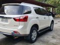 2016 Isuzu Mu-X at 22000 km for sale -7