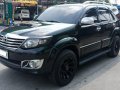 Black Toyota Fortuner 2014 Automatic Diesel for sale  -4