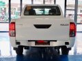 White Toyota Hilux 2019 Manual Diesel for sale -4