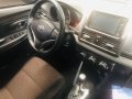 Selling Silver Toyota Yaris 2016 at 14000 km-0