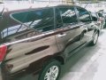 Brown Toyota Innova 2018 for sale in Makati-3