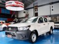 White Toyota Hilux 2019 Manual Diesel for sale -5