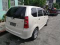 White Toyota Avanza 2011 at 80000 km for sale-1