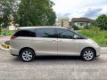 Selling Silver Toyota Previa 2010 in Quezon City-6