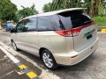 Selling Silver Toyota Previa 2010 in Quezon City-4