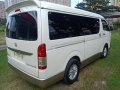 Selling Toyota Hiace 2018 at 22000 km-3