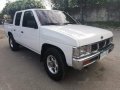 Selling White Nissan Frontier 1995 in Talisay-0