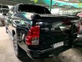 Selling Black Toyota Hilux 2017 at 43000 km -6