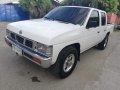 Selling White Nissan Frontier 1995 in Talisay-7