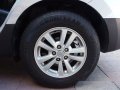 Sell 2012 Hyundai Tucson at Automatic Gasoline at 30000 km-13