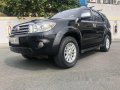Black Toyota Fortuner 2010 Automatic Diesel for sale-8