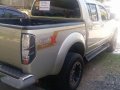 Selling Beige Nissan Frontier navara 2013 at 48770 km-1