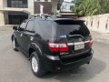 Black Toyota Fortuner 2010 Automatic Diesel for sale-4