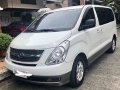 White Hyundai Grand starex 2011 at 87000 km for sale-1
