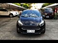 Selling Ford Fiesta 2017 Hatchback Automatic Gasoline at 25878 km -11